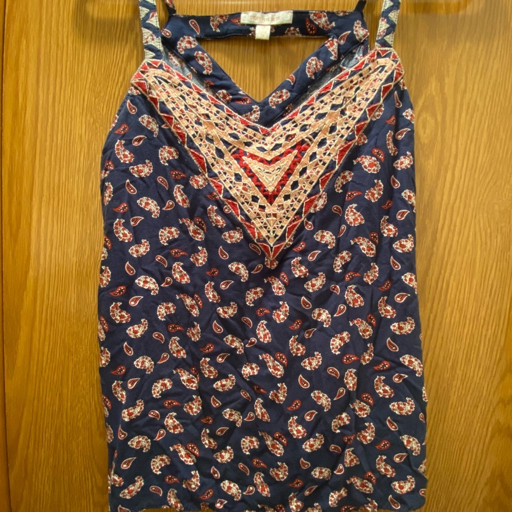 Skies are Blue: Womens tank top.